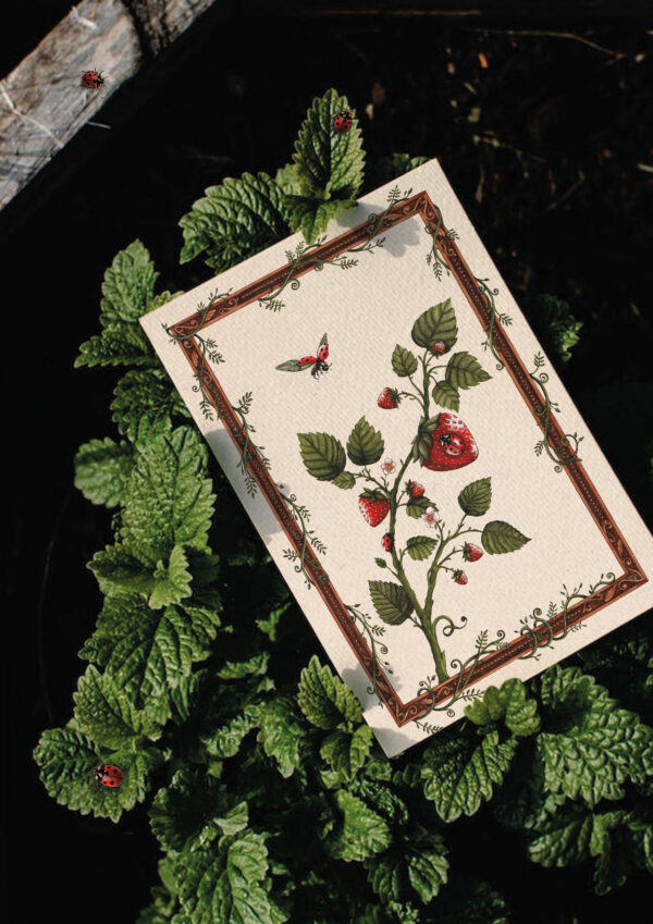 Illustration aquarelle représentant deux coccinelles perchées sur des fraises juteuses, sur fond beige. Style doux et naturel.