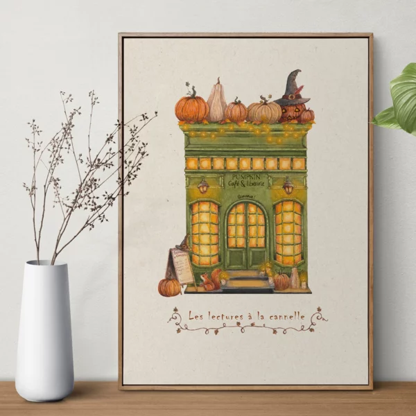Illustration automnale d'une petite librairie-café verte décorée de citrouilles, guirlandes lumineuses et feuillages.